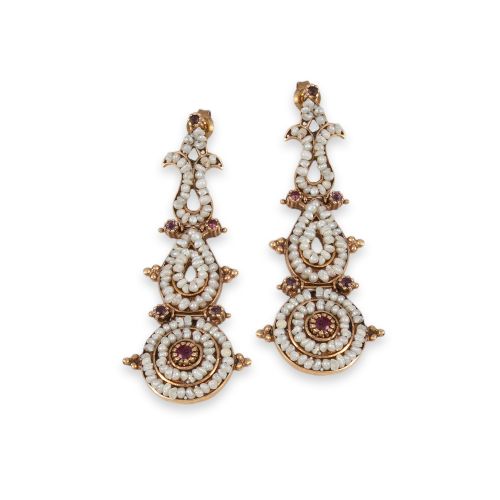 PENDIENTES LARGOS DE ORO DE 14K Y PERLAS ALJOFAR