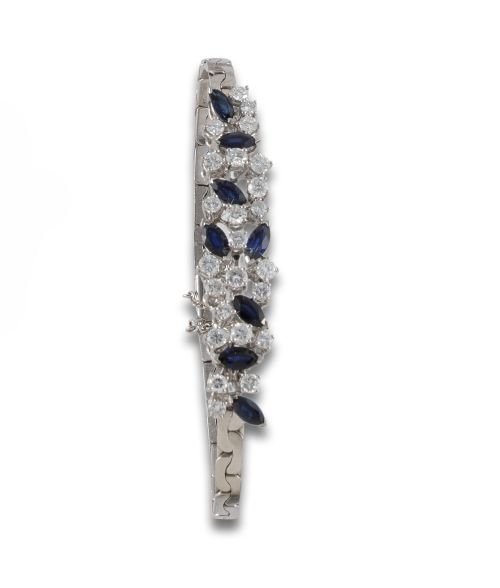 BRAZALETE DE ORO, ZAFIROS Y DIAMANTES