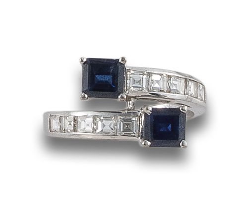 SORTIJA TU Y YO DE ORO, ZAFIROS Y DIAMANTES