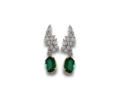 GOLD EARRINGS WITH TSAVORITE