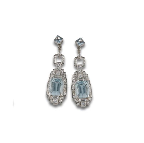PLATINUM EARRINGS WITH DIAMONDS AND AQUAMARINS