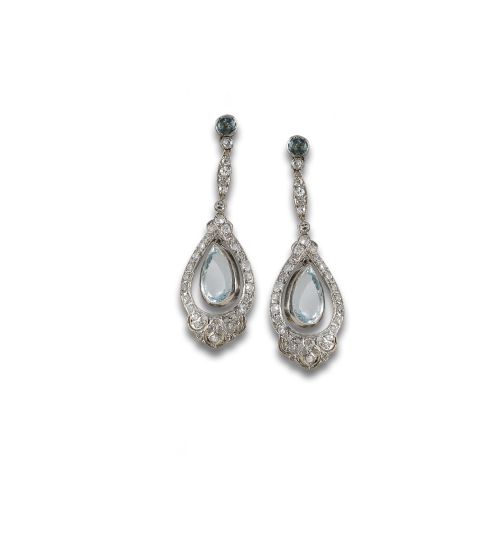 PLATINUM EARRINGS WITH AQUAMARINE AND DIAMONDS