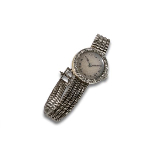 ANTIQUE WATCH WITH GOLD STRAP AND DIAMOND BEZEL