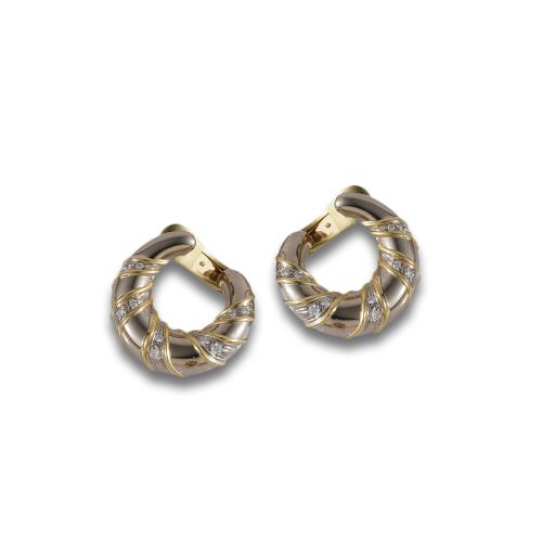 TWO-TONE GOLD EARRINGS WITH DIAMONDS