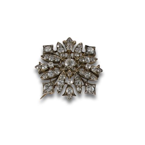 ALFILER DE ORO PLATINO Y DIAMANTES
