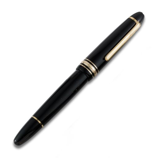 PLUMA MONTBLANC MEISTERSTUCK CON ESTUCHE 