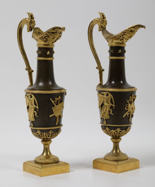 Pair of decorative Empire-style jugs, France, 19th century