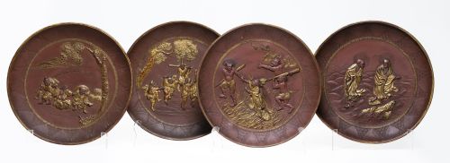 Cuatro platos de terracota, periodo Meiji, Japón, c.1900