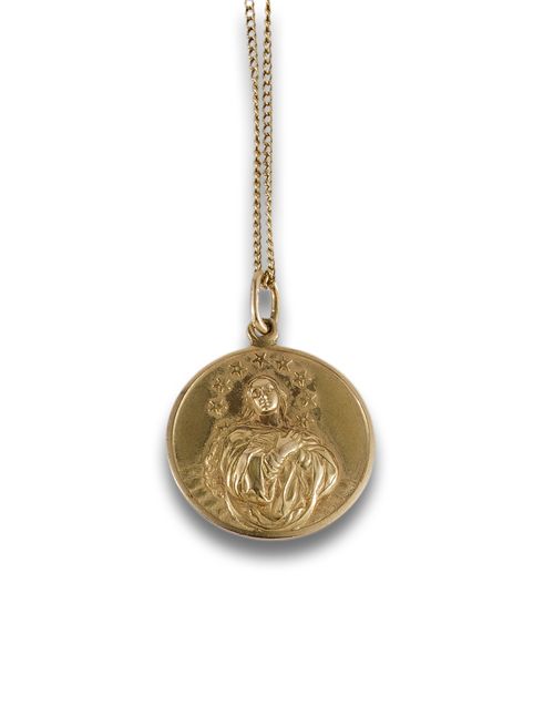 CADENA Y MEDALLA DE ORO