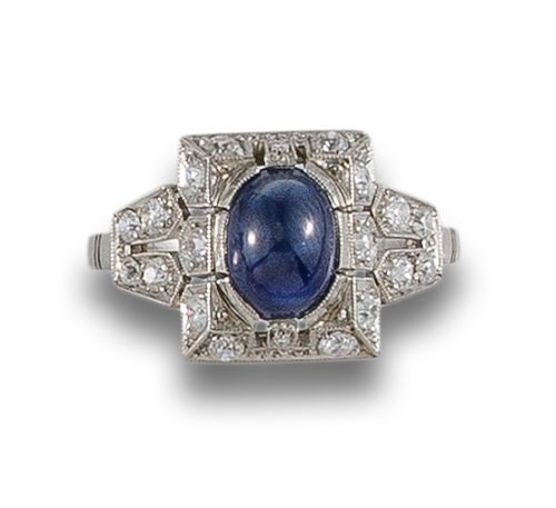 SORTIJA DE PLATINO CON ZAFIRO Y DIAMANTES