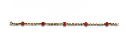 PULSERA DE ORO Y CORAL