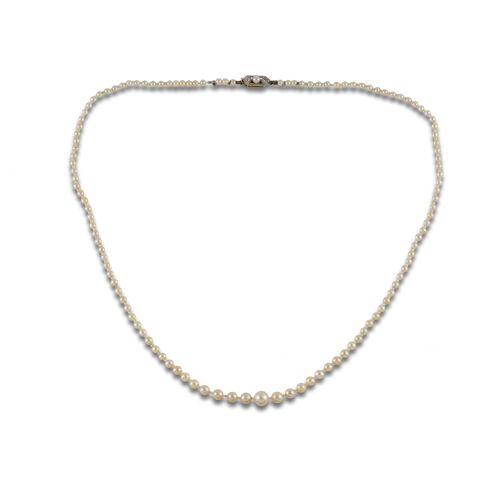 COLLAR DE PERLAS FINAS CA. 1910