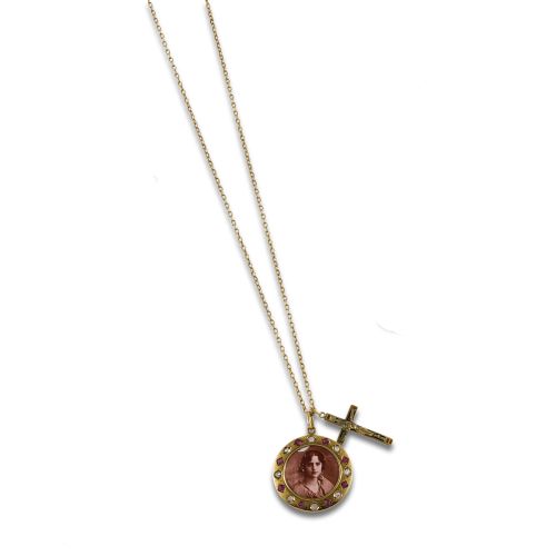 CADENA DE ORO, CON MEDALLA Y CRUZ