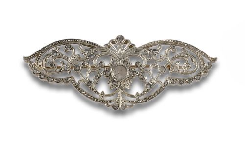 BROCHE DE PLATINO, ORO Y DIAMANTES