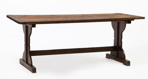 Mesa de trabajo siguiendo modelos italianos, S. XX