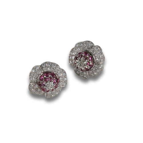 PENDIENTES DE PLATINO CON RUBIES Y DIAMANTES