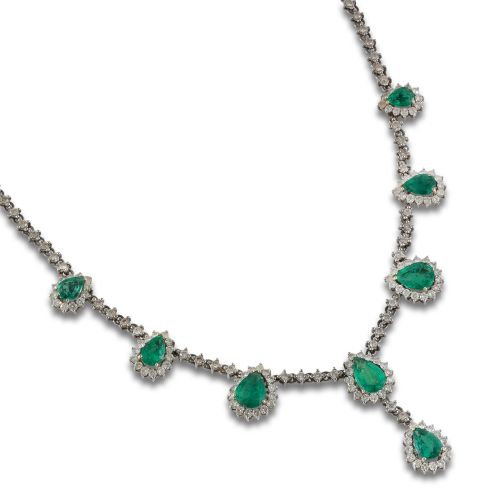 COLLAR DE ORO CON ESMERALDAS Y DIAMANTES