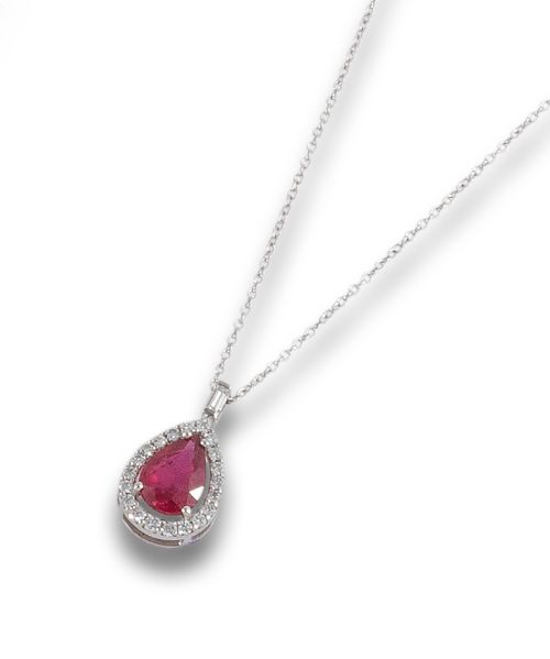 COLLAR CON COLGANTE CON RUBÍ Y BRILLANTE