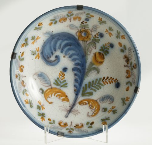 Plato de cerámica Talavera, S.XVIII - XIX