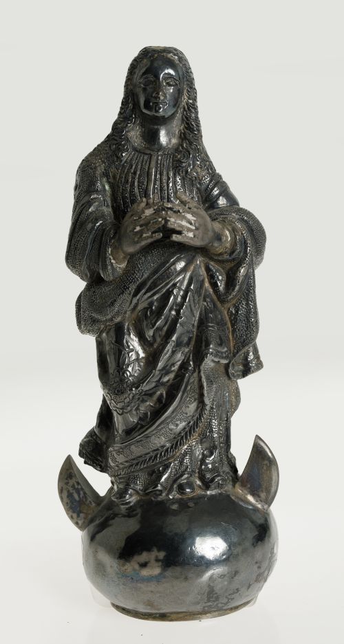 Antigua Inmaculada de plata