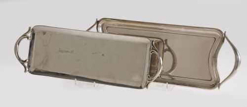 Dos bandejas de plata contrastada, España, S.XX