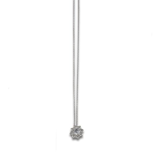 COLLAR CON ROSETON DE ORO BLANCO CON DIAMANTES