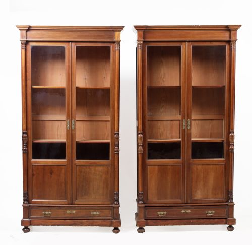 Pareja de librerías alfonsinas, España, c.1900