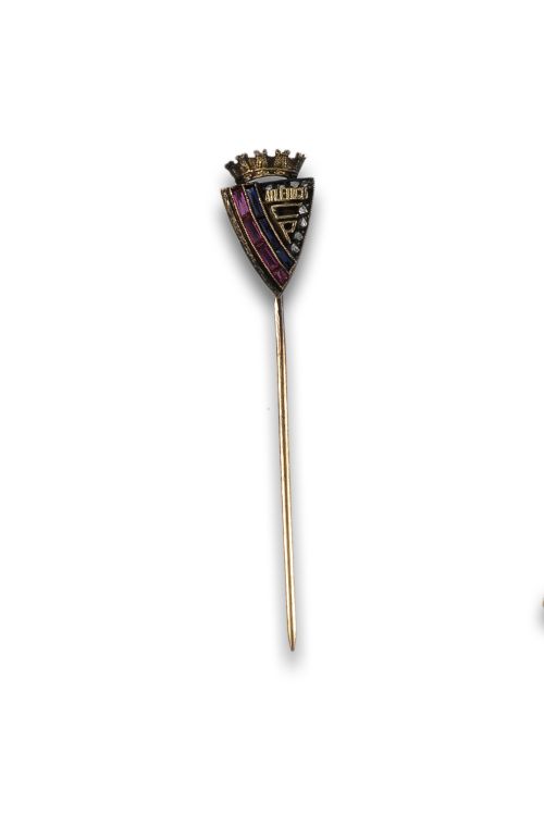 ALFILER DE CORBATA CON ESCUDO DEL ATLETICO CLUBE DE PORTUGA