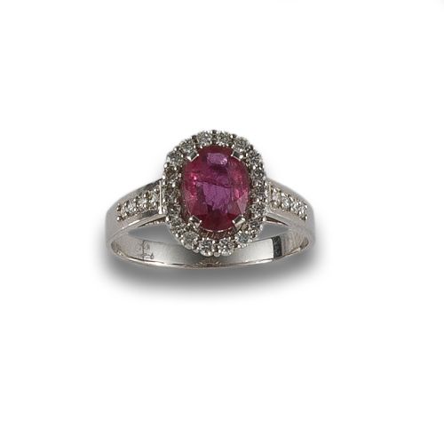 SORTIJA DE ORO RUBÍ Y DIAMANTES