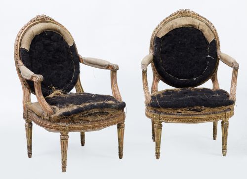 Pareja de butacas estilo Luis XVI