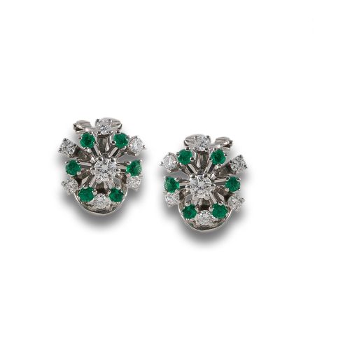 PENDIENTES DE ORO, DIAMANTES Y ESMERALDAS