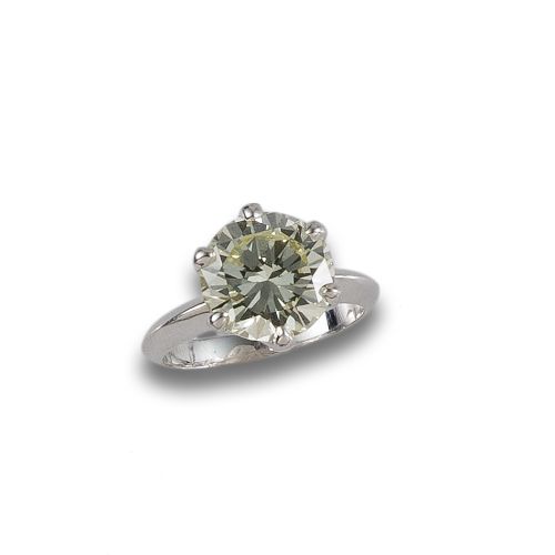 SORTIJA DE ORO Y DIAMANTE DE 4.77 CT.