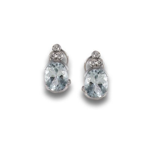 PENDIENTES DE ORO Y AGUAMARINAS 