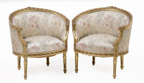 Pareja de sillas de brazos de estilo Luis XVI, S. XX