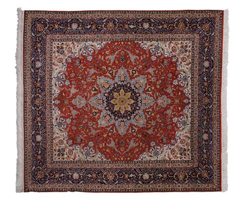 Alfombra isfahan de lana anudada a mano, S. XX
