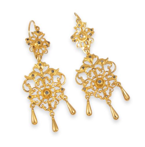 PENDIENTES ESTILO ANTIGUO DE ORO Y DIAMANTES