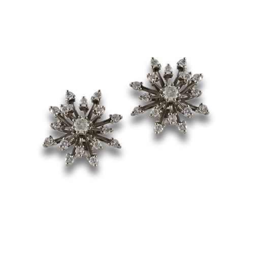 PENDIENTES ROSETON DE ORO BLANCO CON DIAMANTES