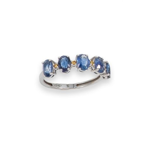 SORTIJA DE ORO, DIAMANTES Y ZAFIROS