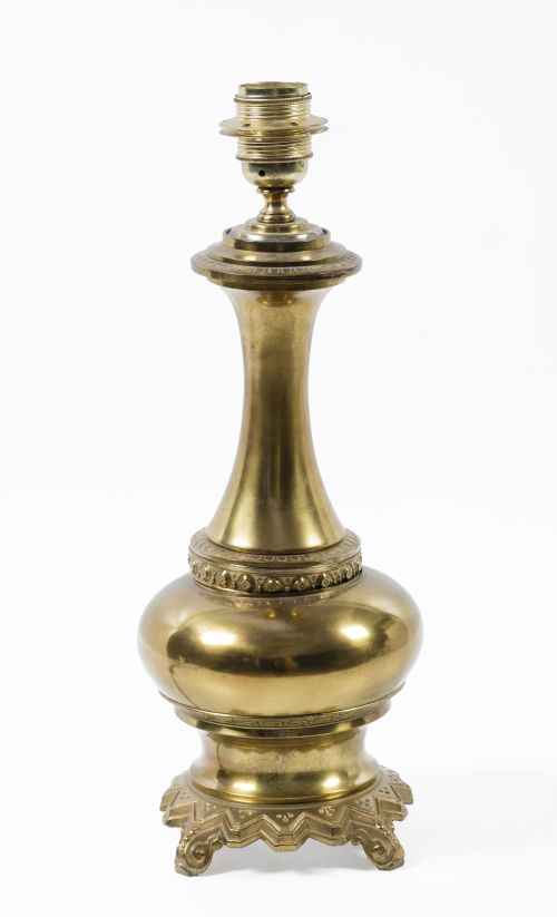 Lámpara de mesa de bronce dorado, S. XX