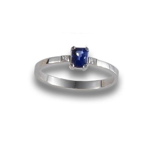 SORTIJA DE ORO, ZAFIRO Y DIAMANTES