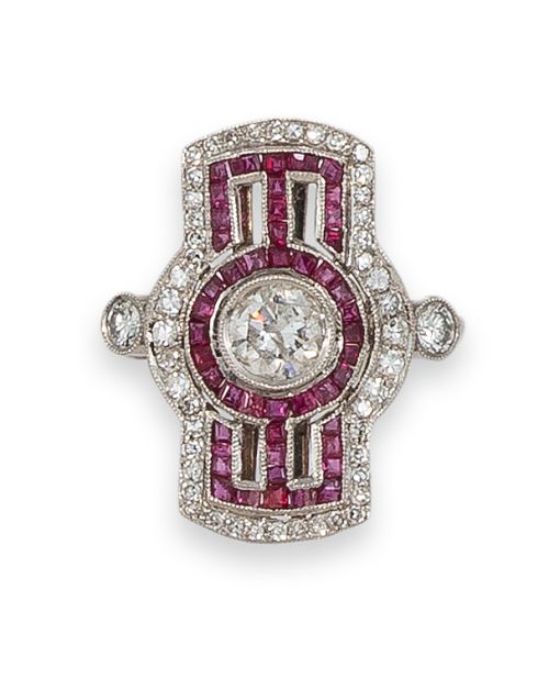 SORTIJA DE PLATINO CON DIAMANTES Y RUBIES