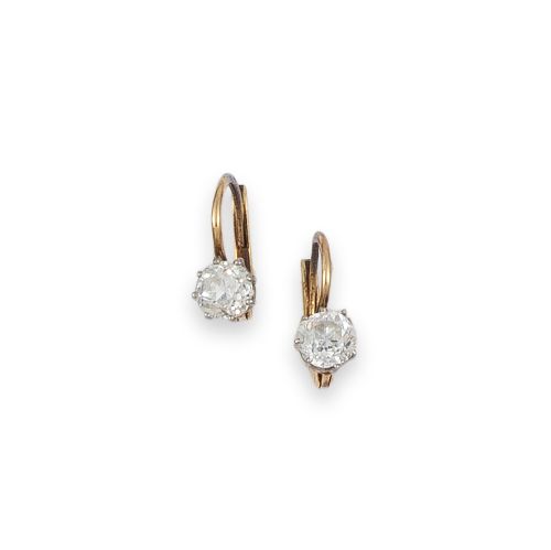 PENDIENTES DE ORO DE 14K CON DIAMANTES