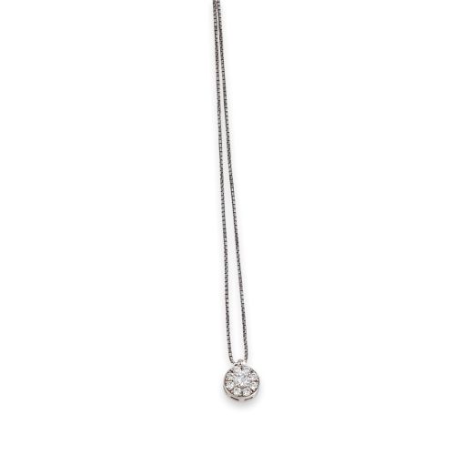 COLLAR DE ORO CON DIAMANTES. 0.27 CT Y ORLA D BTES.