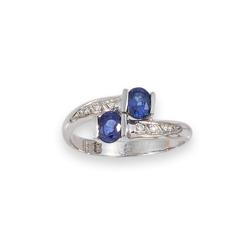 SORTIJA ORO BLANCO CON ZAFIROS Y DIAMANTES