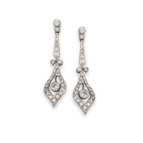 PENDIENTES LARGOS DE PLATINO CON DIAMANTES