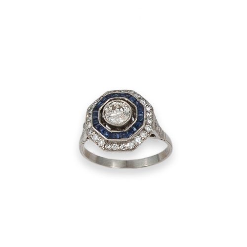 SORTIJA OJO PERDIZ EN PLATINO CON DIAMANTES Y ZAFIROS  