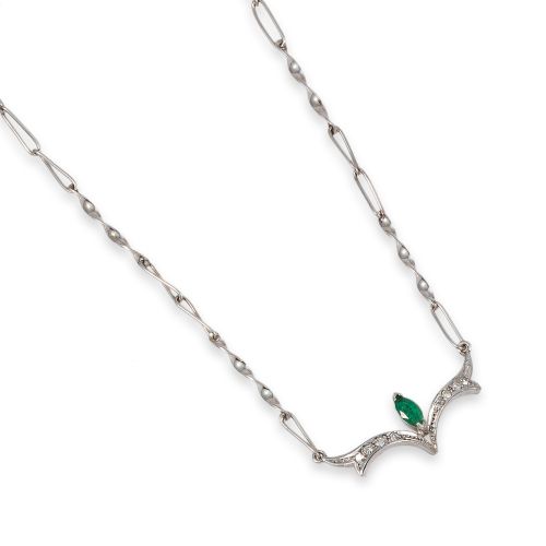COLLAR DE ORO BLANCO CON DIAMANTES Y ESMERALDA