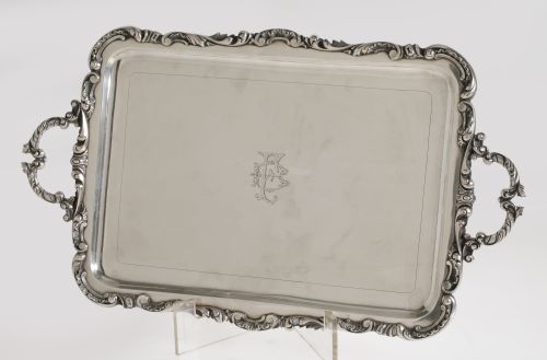 Bandeja rectangular de plata con asas laterales platería Ro