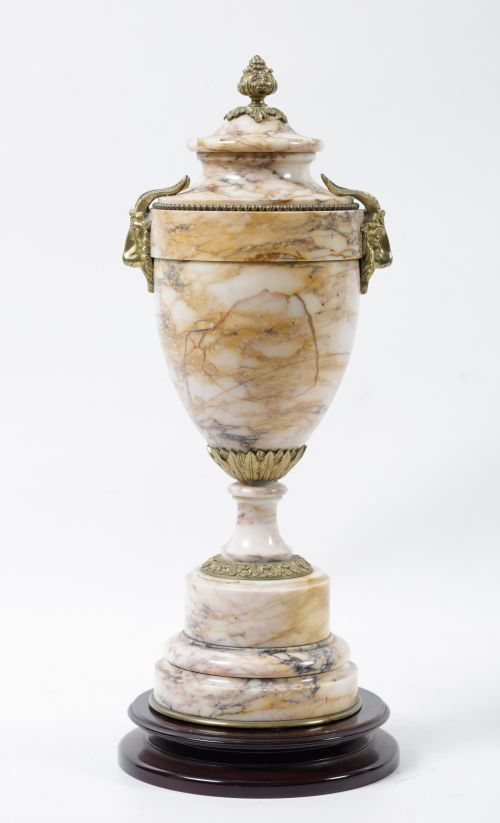 Copa de estilo Luis XVI, S. XX