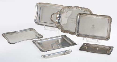 Lote de siete bandejas pequeñas de plata contrastada, Españ